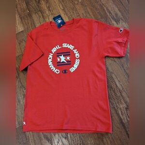 Champion red Crew Neck Short Sleeve star Graphic T-Shirt unisex M